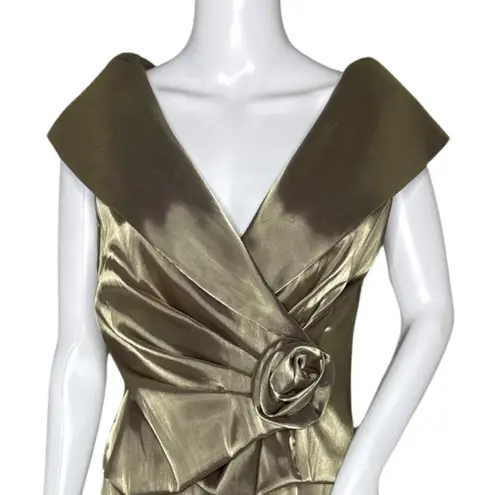 Cachet Dress Womens 4 Gold Satin Gown Rosette Evening Wear Formal Wedding Party