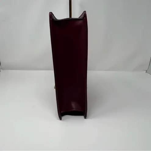 Badgley Mischka Purse Plain Grain Crossbody Big Chain Stud Lock Plum - MSRP $149