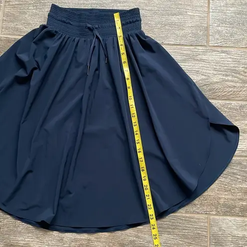 Lululemon  everyday skirt size 2 Navy Drawstring athleisure Lightweight Flowy