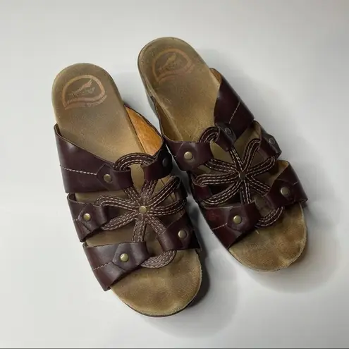 Dansko  Serena Flower Clog Sandals Size 38