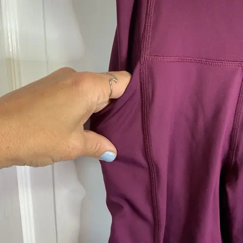 Girlfriend Collective Pocket Crop Leggings in Plum Burgundy W-473 Size S