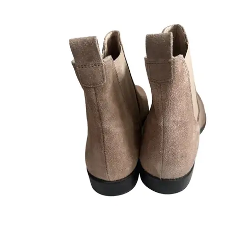 FIND. Tan Suede Flat Ankle Boots Size 8.5 / 39