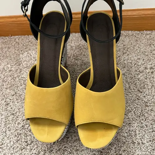 Holding Horses Anthropology wedges -9 1/2