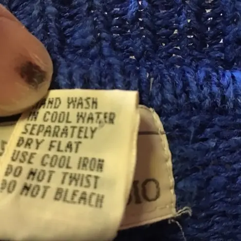 Vintage 90s bright blue sweater Size L