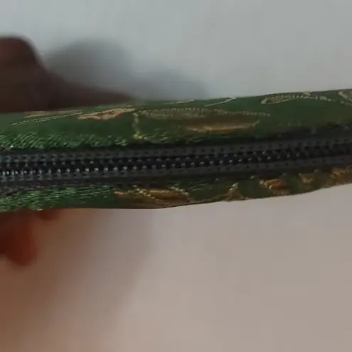 Green Embroidered Floral Zip Coin Purse/Pouch Women's Accessories Key Cards Pods Red