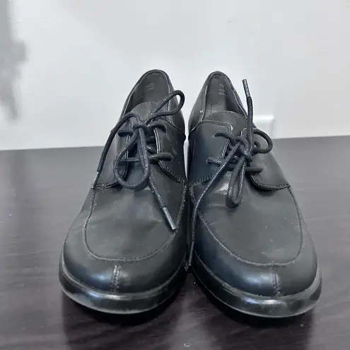 Aerosole Endearing black leather Lace up Chucky heel shoes women's size 7