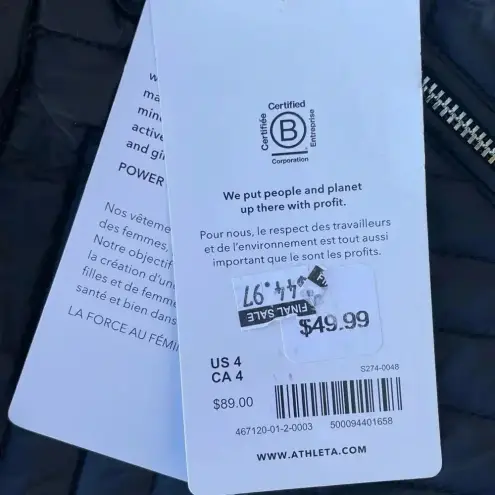 Athleta NWT  Apres Ski Short Shorts Black Size 4