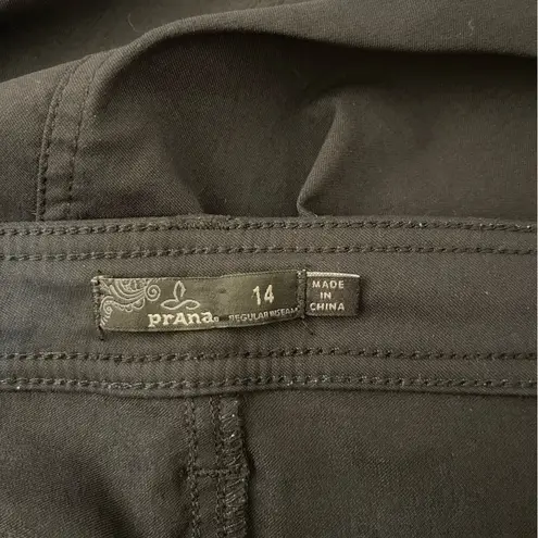 prAna Women’s Monarch black zip off convertible shorts utility pants 14