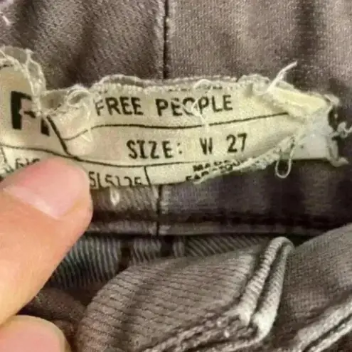 Free People  light brown‎ skinny stretchy jeans in excellent condition. Sz 27