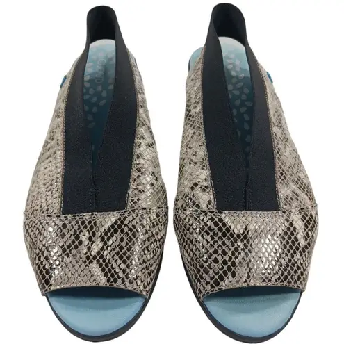 Cloud Footwear Caliber Slip