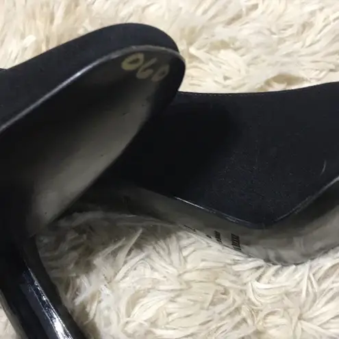 Ellen Tracy Career Black Heel With Translucent Heel Classic with a twist
