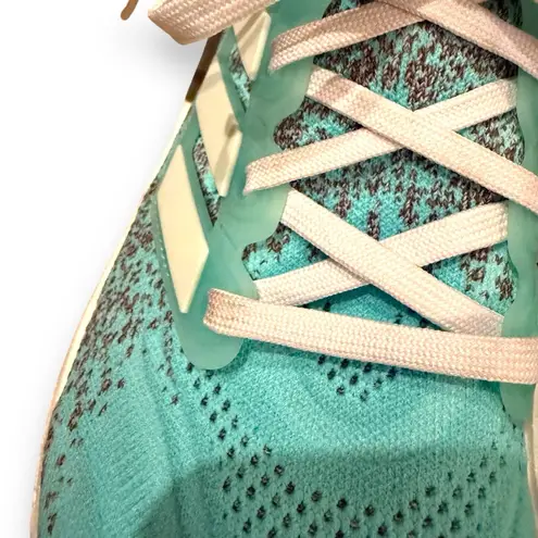 Adidas Ultraboost Light Flash Aqua Blue Low Top Running Shoes Sz 8.5 Women's