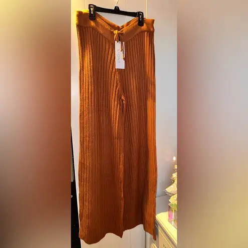 🤎🍁🍂NWT SNDYS HENDRIX KNIT PANTS IN RUST (pants only) Brown