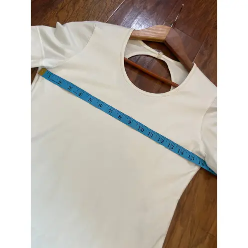 Akris Punto Ivory Keyhole Cutout Tee T-Shirt Top Size 6 MINIMALIST LUXURY CASUAL