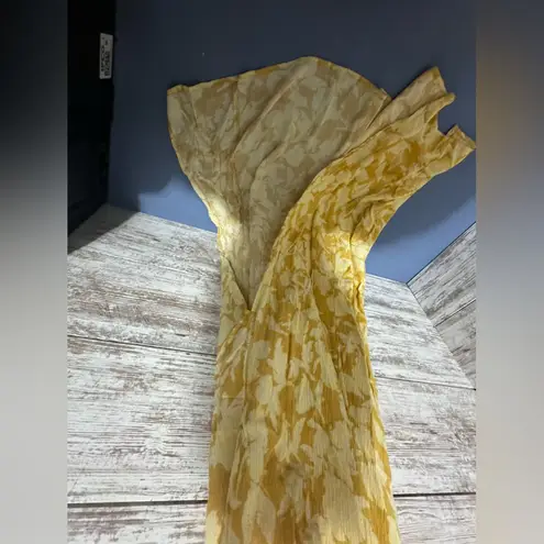 The Normal Brand Ezra Crepe Cinch Dress. Size Small Yellow