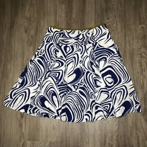 CAbi  Women's Blue/White Swirl Graphic Print Lombard Pleated A-Line Skirt size 4