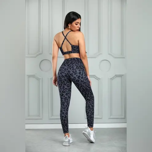 BEST SELLER Sexy Grey Charcoal Leopard Print Activewear Set