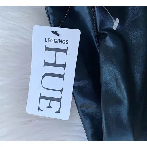 Hue NWT Black Body Gloss Leggings