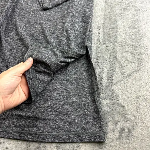 Lululemon  Womens Top Size 8 Grey Gray V-Neck Long Sleeve Flowy Thumb Holes Logo