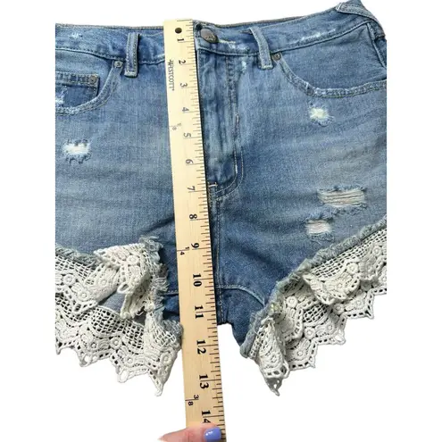 Free People  Size‎ 27 Women's Cuttoff Denim Shorts With Lace Trim High Rise #I5-3 - Image 6