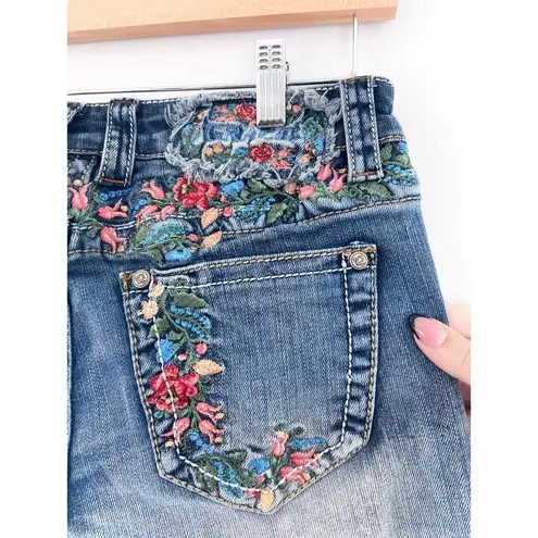 GRACE IN LA NEW  Floral Embroidered Low Rise Skinny Jeans 25 Distressed Cowgirl