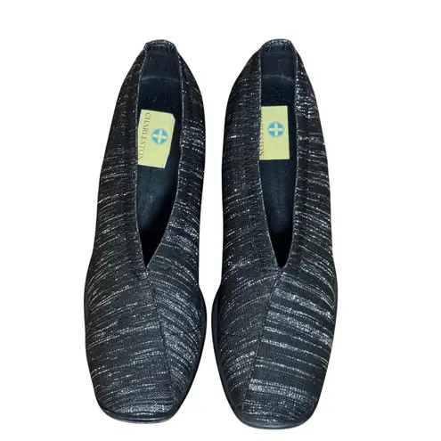 Charleston Shoe Company Black Wedge V Cut Comfort Knit Slip On Size 6