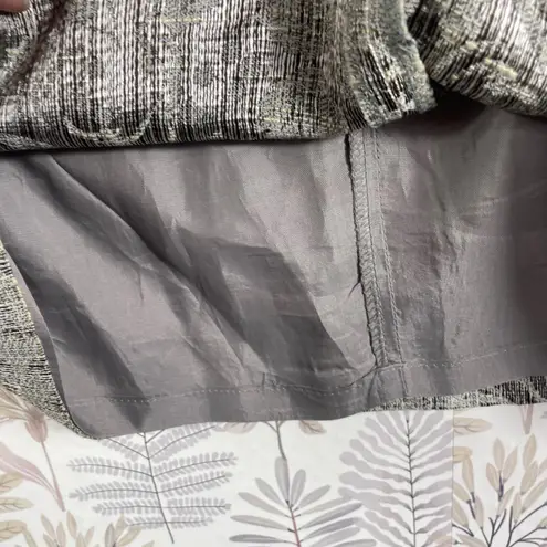 Banu Paris Women's Skirt Size 8 Gray Black Textured Jacquard Floral Lined USA