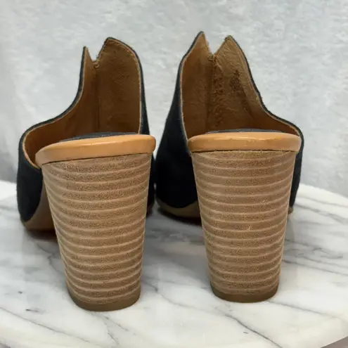 BORN Suede Sandals Black Tan Genuine Leather Chunky Platform Heel Shoes Size 8