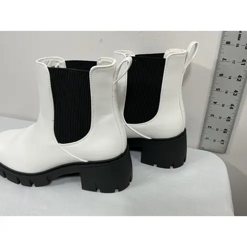 Womans Didifu Pullon Ankle Boots White 8 Chunky Heel Elastic Ankle NWOT