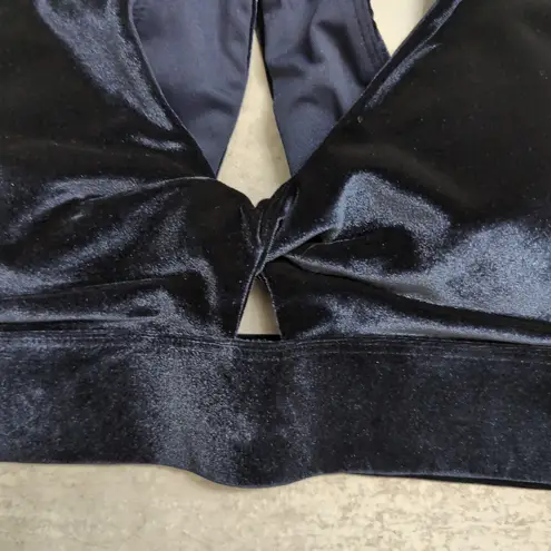 Fabletics NWT Oasis Twist-Front Velour Sports Bra - Navy Blue - Medium (8)