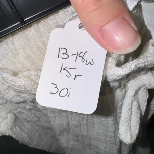 Daily Habit NWT Light Weight Elastic Waist Pants Size M Size M