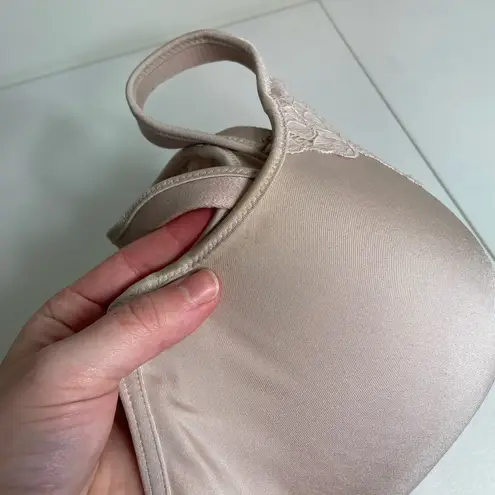 Women’s nude pink lace molded cup padded seamless adjustable strap bra 38DD Tan Size undefined