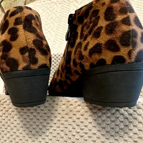 Top Moda -Leopard print Booties-Sz 5.5