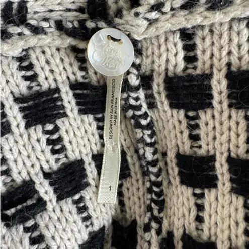 margaret o'leary Margaret O’Leary Wool Blend Poncho Sweater Black Cream Size XS/S