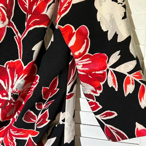 White House | Black Market WHBM  womens size 6 Sheath Dress Draped neck