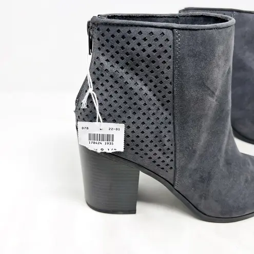 American Eagle [] Gray Faux Suede Perforated Chunky Heel Ankle Boots NWT Size 9.5