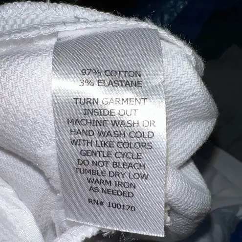 Susan Bristol Women's 4 White Cotton Flat Front Bermuda Shorts Stretch