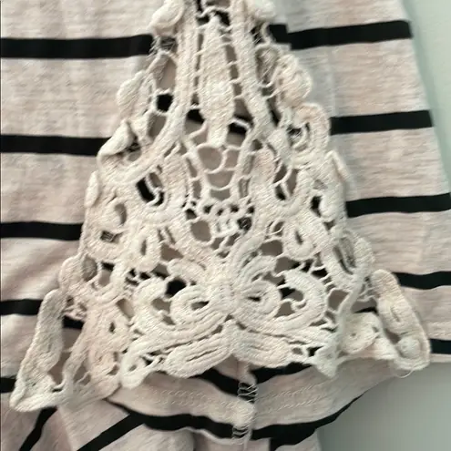 Fringe Striped V-Neck Top with Lace Accents 3/4 sleeves