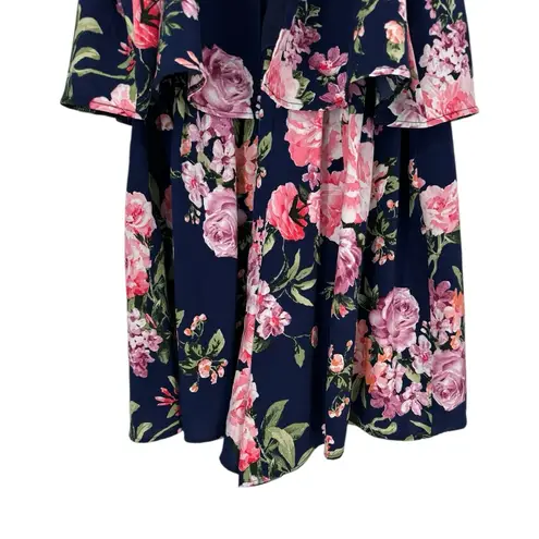 Lulu’s In the Garden Navy Blue Floral Print Romper size Large Apron Neckline