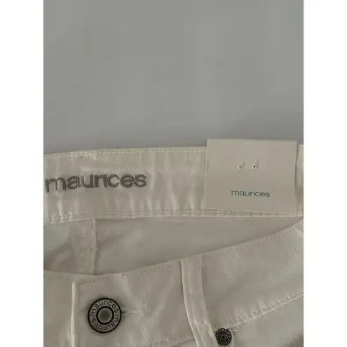 Maurice's  Women’s Mid Rise White Capris With Large Cuffed Leg Size 4 NWT