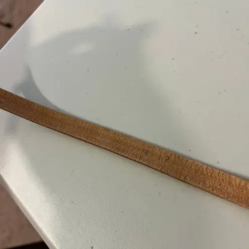 Vintage 90s Tan Distressed Worn in Genuine Leather Gold Buckle Belt Size XS/S