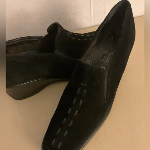 Aquatalia women black suede wedge boots size 7