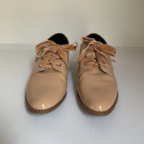 Abound Oxford Shoes Patent Leather Nude Velvet Laces Size 9.5 Women’s