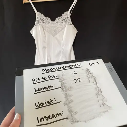 Vassarette Vintage white camisole top lace nylon women's size small lingerie