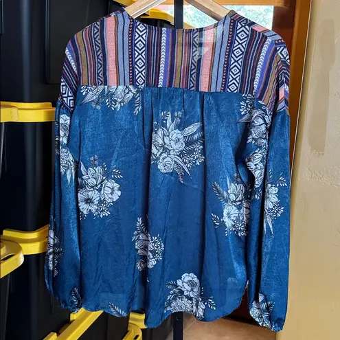Hailey & Co. Colorful Floral Long Sleeve Blouse Teal Blue Size Medium Oversized