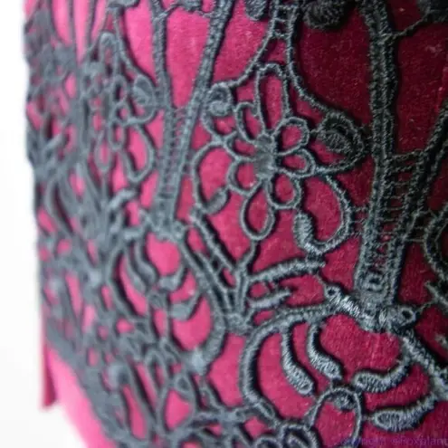 Maggy London Maggy London 100% cotton embossment burgundy velvet blazer jacket, size 10