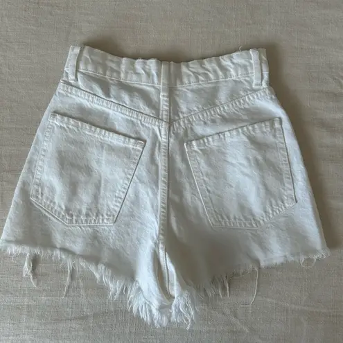 ZARA  Frayed White Hi Rise Denim Shorts Size 2 5520/12