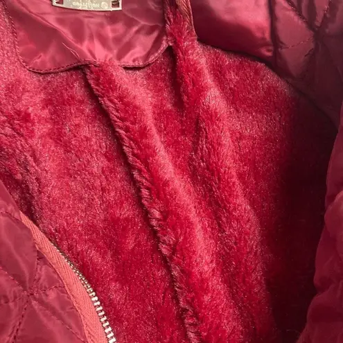 T A COALITION Women’s Quilted Fur Lined Coat Red Size Small Red