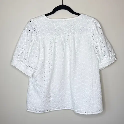 Draper James White Eyelet V-Neck Puff Short Sleeve Top Size Medium Feminine