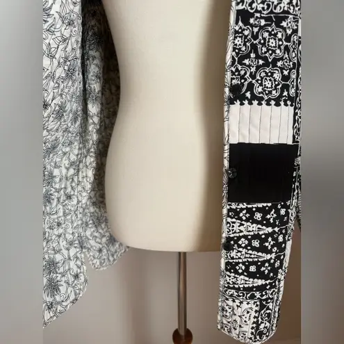 Black & White Floral Patchwork Quilted Reversible Jacket Size M
